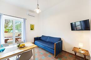 Le Grand Bleu - Gioia Apartments