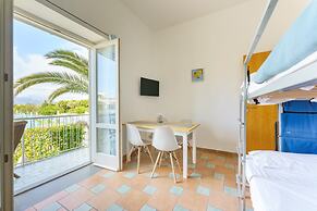 Le Grand Bleu - Gioia Apartments