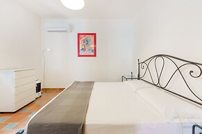 Le Grand Bleu - Gioia Apartments