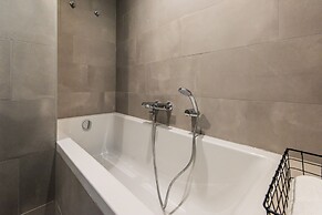 YAYS Amsterdam East by Numa