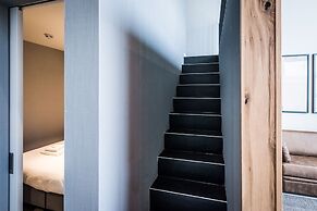 YAYS Amsterdam East by Numa