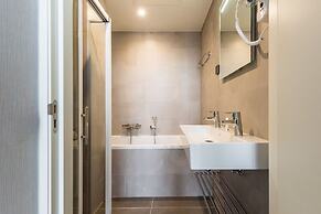 YAYS Amsterdam East by Numa