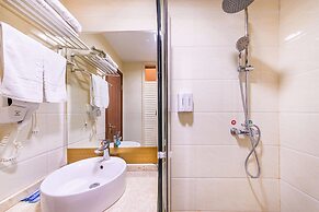 Kaiserdom Hotel Airport Branch