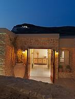 Themonies Luxury Suites