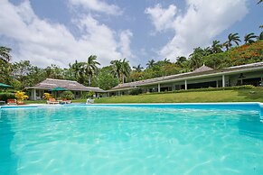 Sea Island, 6BR by Jamaican Treasures