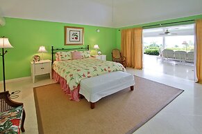 Sea Island, 6BR by Jamaican Treasures