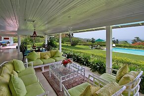 Sea Island, 6BR by Jamaican Treasures