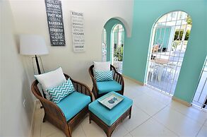 Summerhill, 8BR by Jamaican Treasures