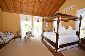 Summerhill, 8BR by Jamaican Treasures