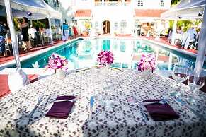 Summerhill, 8BR by Jamaican Treasures