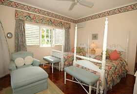 Stoneaway, 6BR by Jamaican Treasures