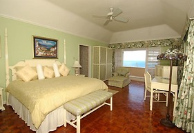 Stoneaway, 6BR by Jamaican Treasures