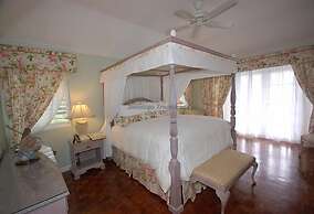 Stoneaway, 6BR by Jamaican Treasures