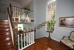 Stoneaway, 6BR by Jamaican Treasures