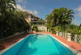 Stoneaway, 6BR by Jamaican Treasures