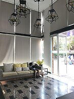 Stay in Style Doi Suthep View with Oasis