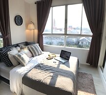 Stay in Style Doi Suthep View with Oasis