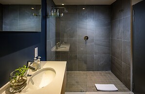 Sky Villa Boutique Hotel by Raw Africa Collection