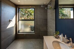 Sky Villa Boutique Hotel by Raw Africa Collection