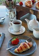 Sky Villa Boutique Hotel by Raw Africa Collection