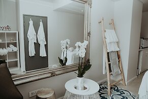 Sky Villa Boutique Hotel by Raw Africa Collection