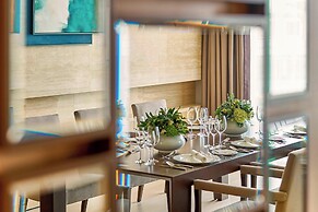 Marriott Jeju Shinhwa World Hotels & Resorts