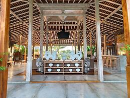 Villa Mannao by Villa Finder