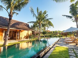 Villa Mannao by Villa Finder