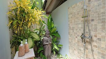 Villa Koyama by Villa Finder