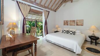 Villa Koyama by Villa Finder