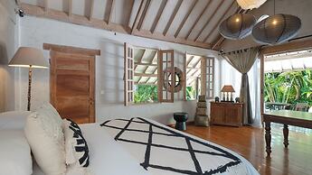 Villa Koyama by Villa Finder