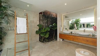 Villa Sanook by Villa Finder