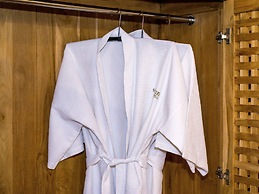 Villa Shantika by Villa Finder