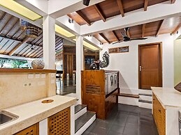 Villa Shantika by Villa Finder