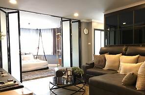 Stay in Style The Heart of Nimman R306A