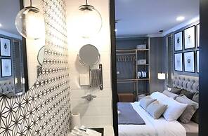 Stay in Style The Heart of Nimman R306A