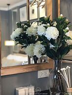 Stay in Style The Heart of Nimman R306A