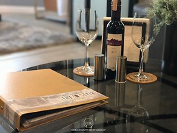 Stay in Style The Heart of Nimman R306AB