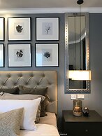 Stay in Style The Heart of Nimman R306AB