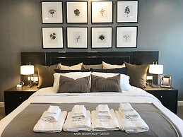 Stay in Style The Heart of Nimman R306AB