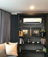 Stay in Style The Heart of Nimman R306AB