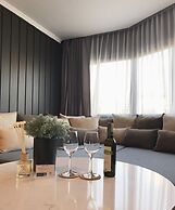 Stay in Style The Heart of Nimman R306AB