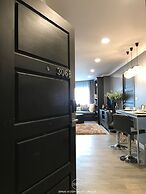 Stay in Style The Heart of Nimman R306AB