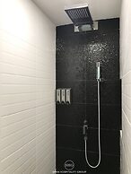 Stay in Style The Heart of Nimman R306B