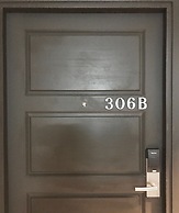 Stay in Style The Heart of Nimman R306B