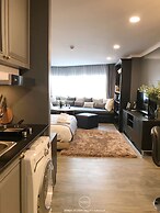 Stay in Style The Heart of Nimman R306B