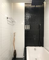 Stay in Style The Heart of Nimman R306B