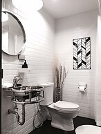 Stay in Style The Heart of Nimman R208