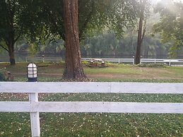 Ingphupha Resort and Restaurant