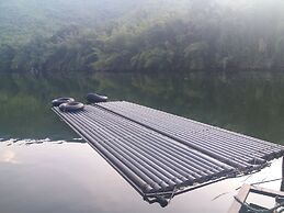 Ingphupha Resort and Restaurant